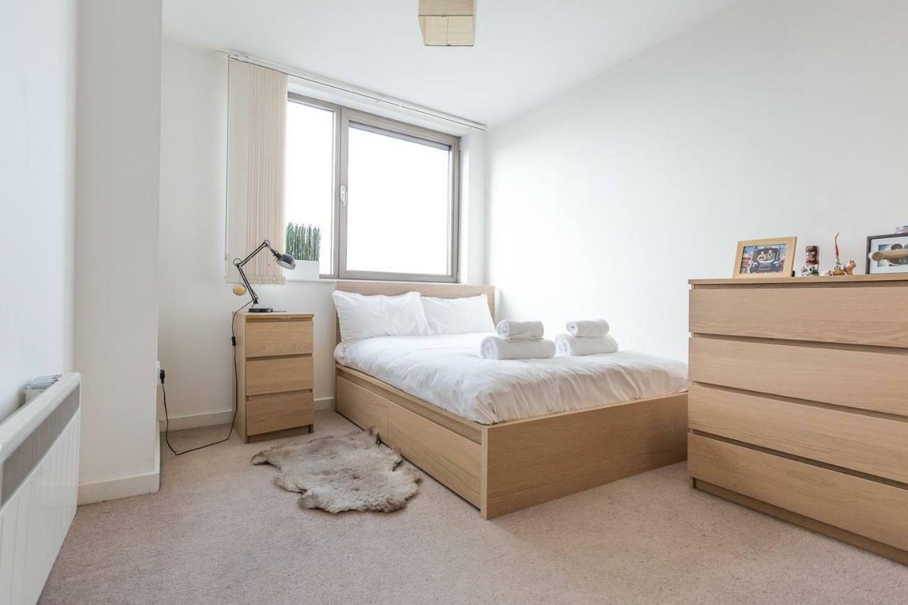 Modern 1 Bedroom Apartment In E1 With Great Views London Exteriör bild
