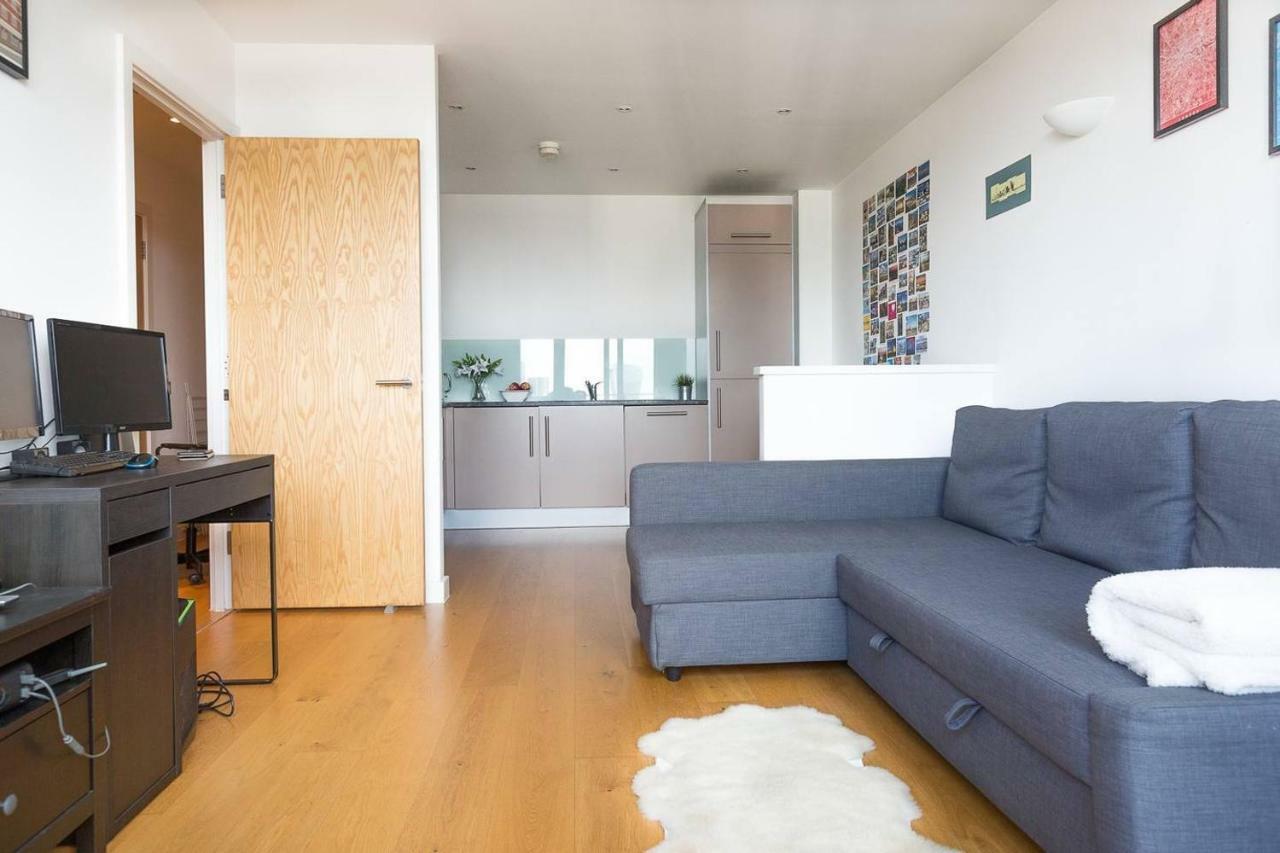 Modern 1 Bedroom Apartment In E1 With Great Views London Exteriör bild