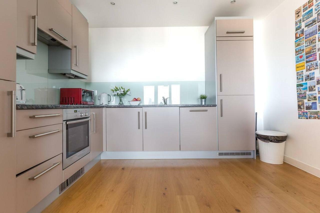 Modern 1 Bedroom Apartment In E1 With Great Views London Exteriör bild